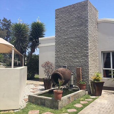 Meransha Self Catering Cc Walvis Bay Extérieur photo