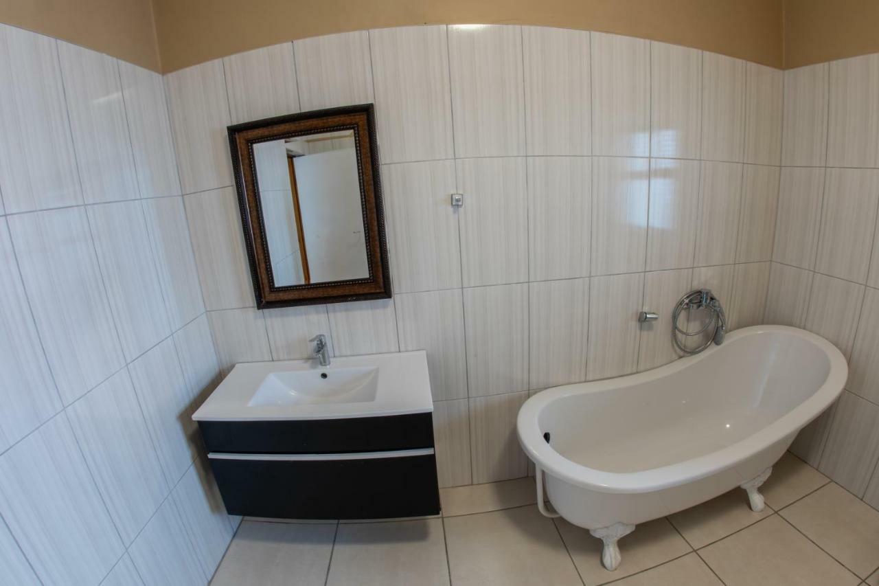Meransha Self Catering Cc Walvis Bay Extérieur photo