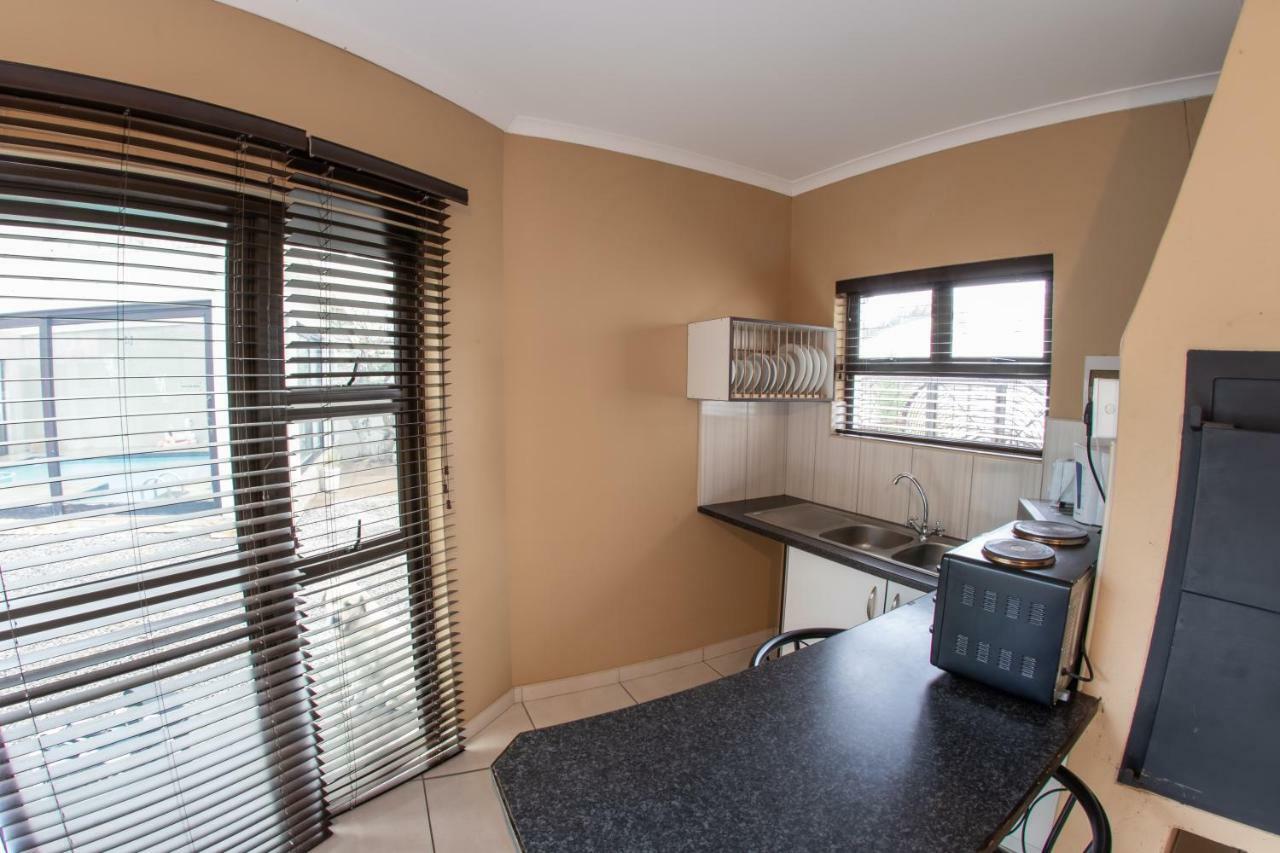 Meransha Self Catering Cc Walvis Bay Extérieur photo