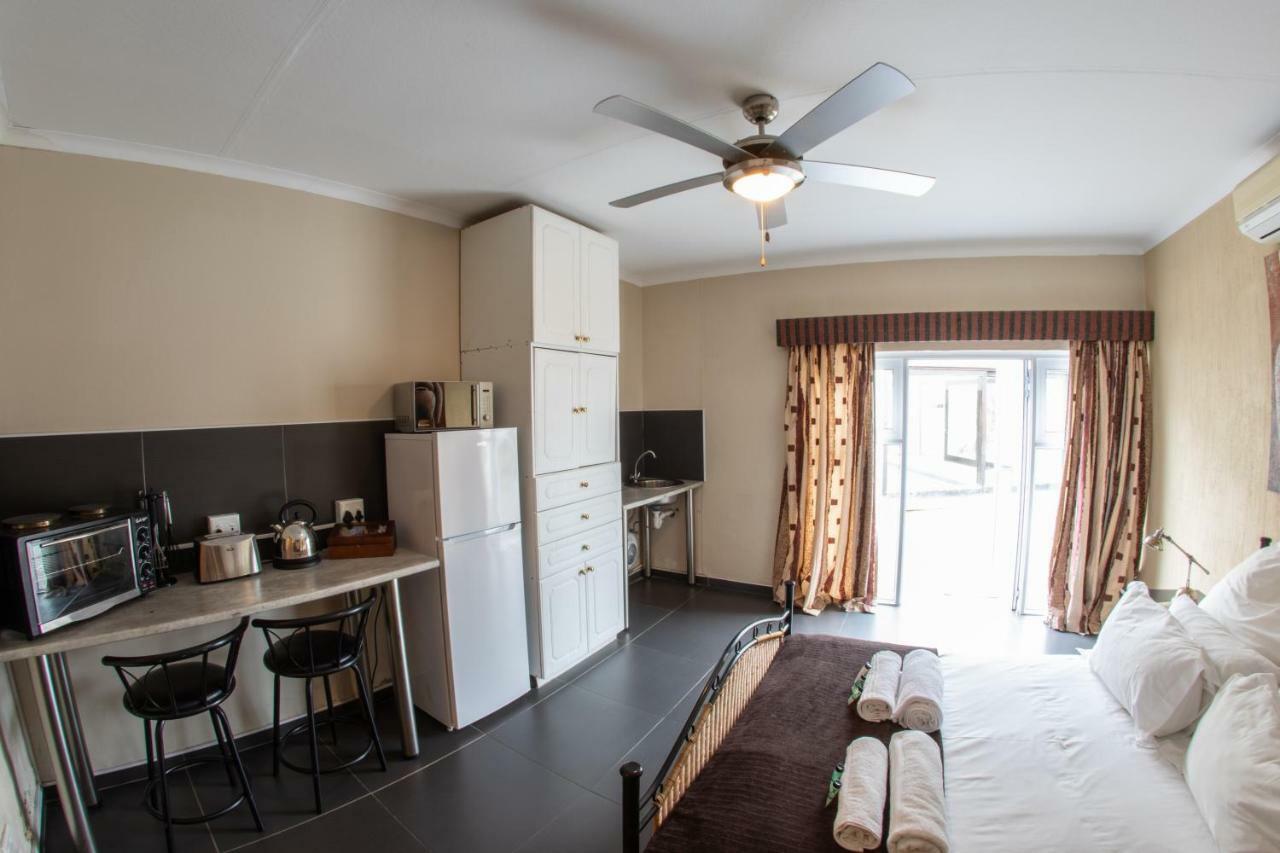 Meransha Self Catering Cc Walvis Bay Extérieur photo