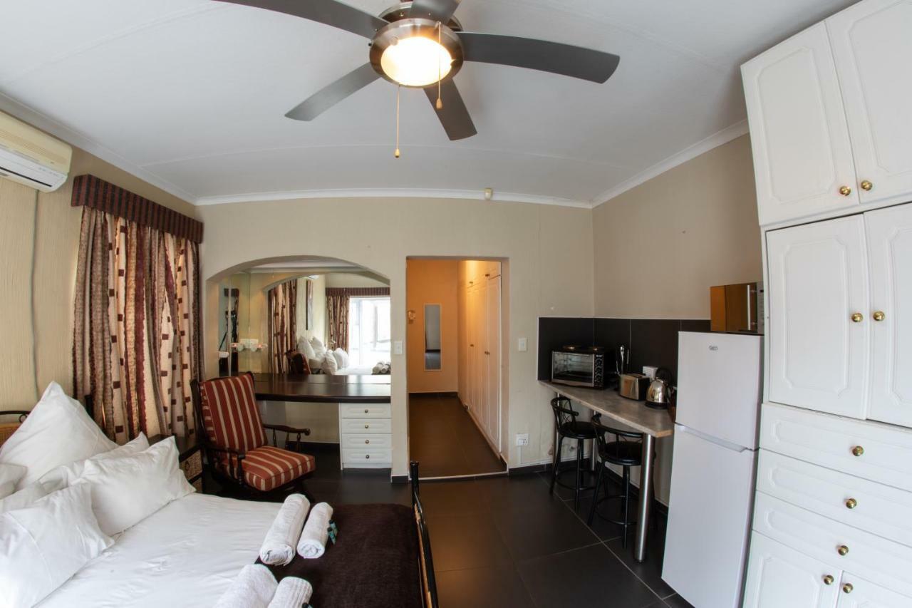 Meransha Self Catering Cc Walvis Bay Extérieur photo