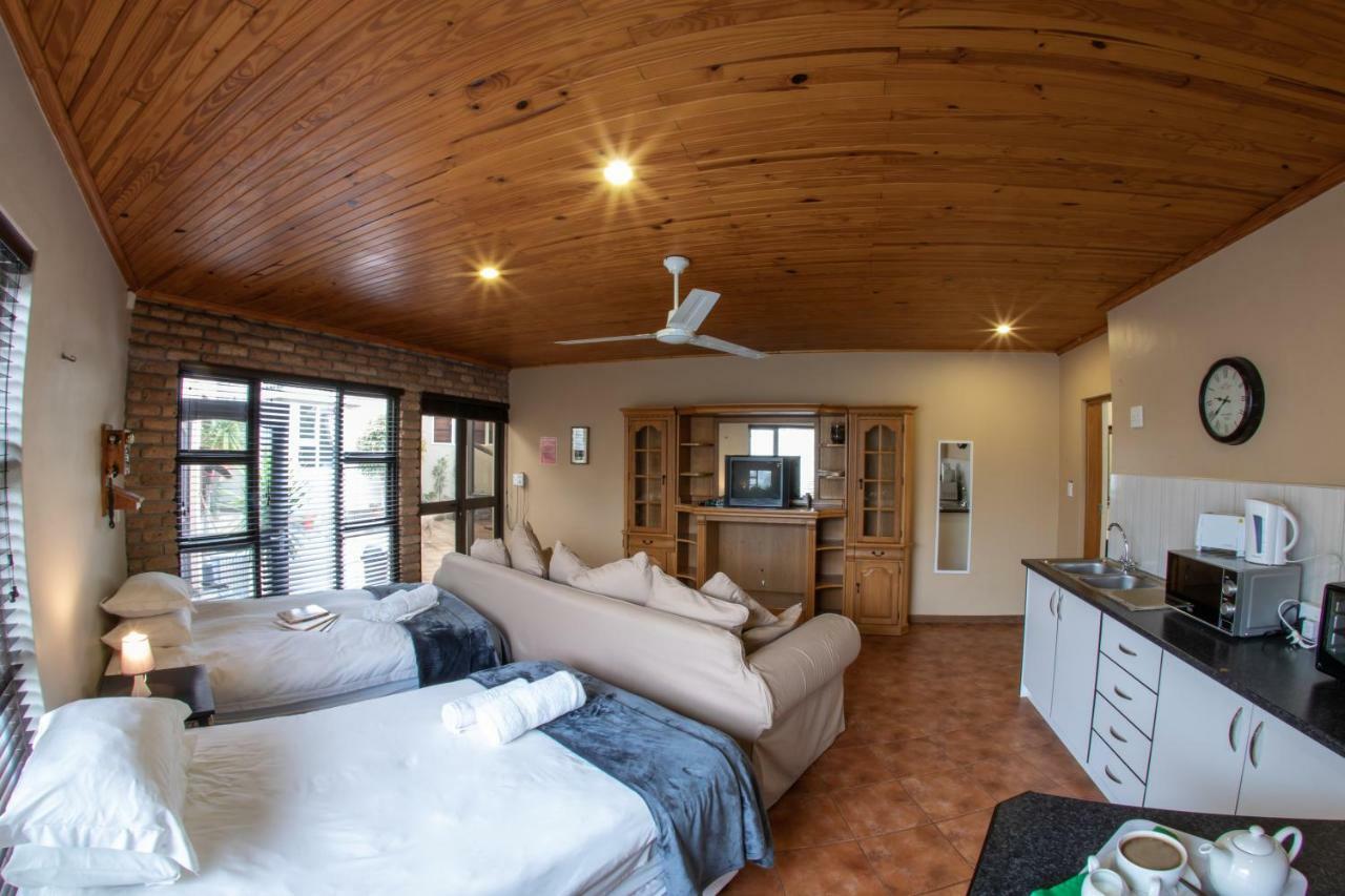 Meransha Self Catering Cc Walvis Bay Extérieur photo