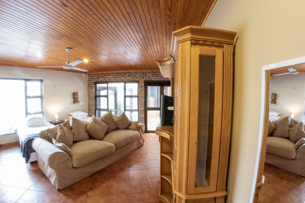 Meransha Self Catering Cc Walvis Bay Extérieur photo