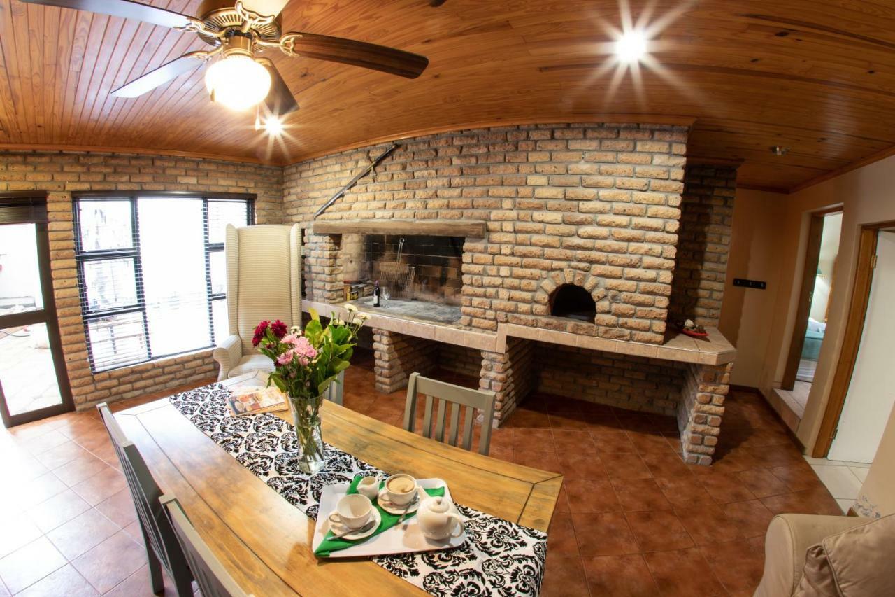 Meransha Self Catering Cc Walvis Bay Extérieur photo