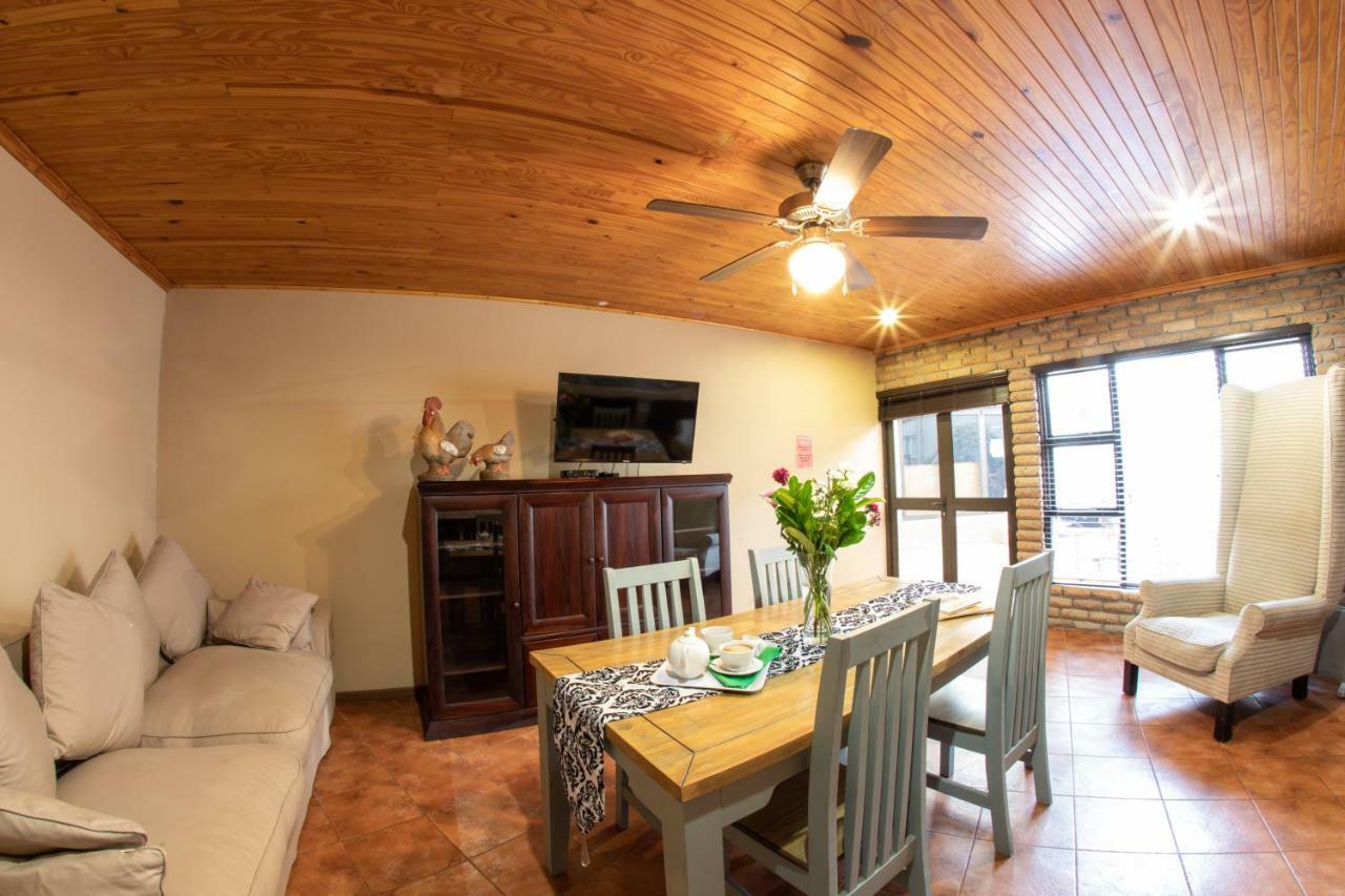 Meransha Self Catering Cc Walvis Bay Extérieur photo